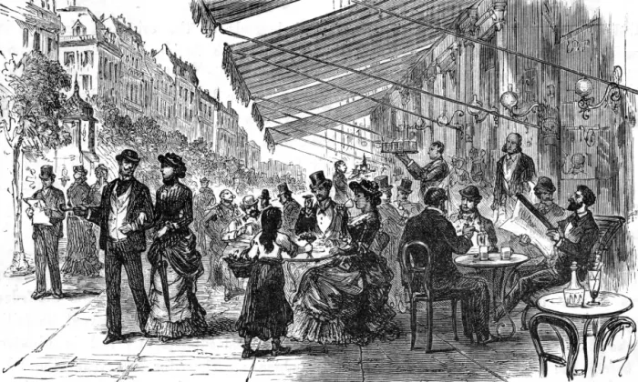 Framed Print : Paris, France - Grands Boulevards - Montmartre Framed Print : Paris, France - Grands Boulevards - Montmartre
