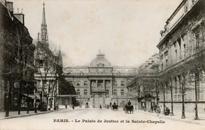 Framed Print : Paris, France - Palais de Justice and Sainte-Chapelle Framed Print : Paris, France - Palais de Justice and Sainte-Chapelle
