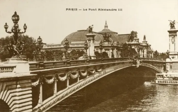 Framed Print : Paris, France - Pont Alexandre III Framed Print : Paris, France - Pont Alexandre III