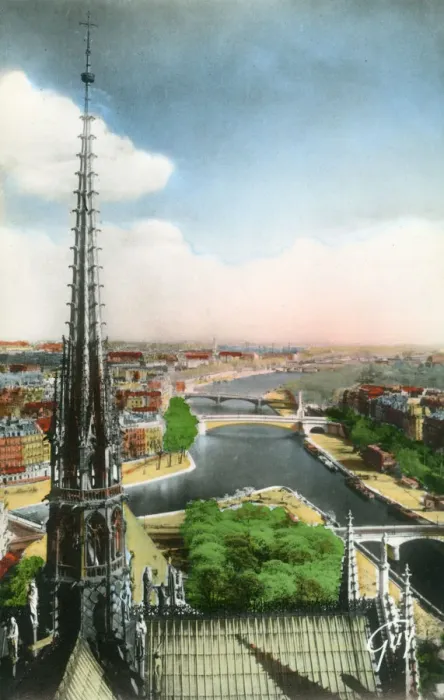 Framed Print : Paris, France - The River Seine upstream of Notre Dame Framed Print : Paris, France - The River Seine upstream of Notre Dame