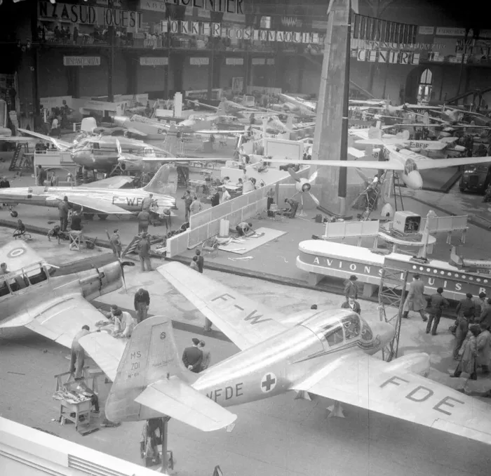 Framed Print : Paris Salon Aeronautique 1949 general view at Grand Palais Framed Print : Paris Salon Aeronautique 1949 general view at Grand Palais
