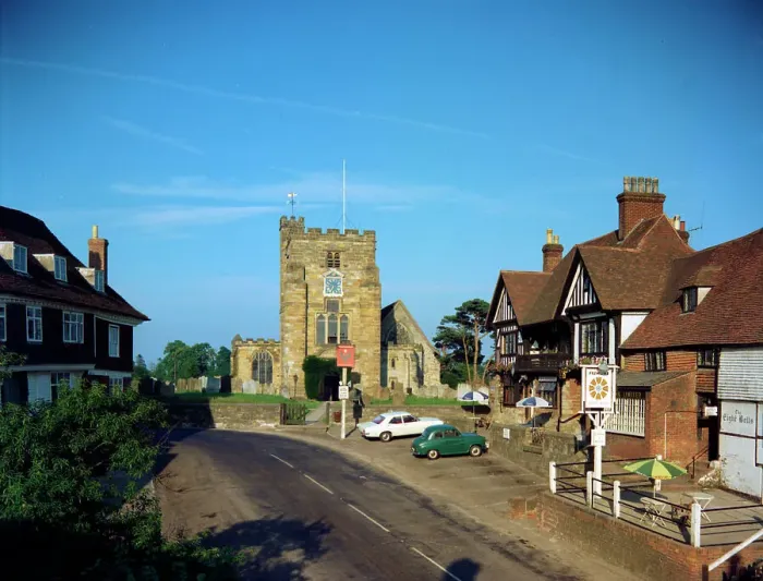 Framed Print : The Parish Church, Goudhurst Framed Print : The Parish Church, Goudhurst