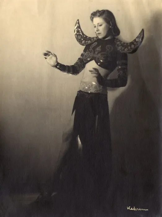 Framed Print : Parisian stage entertainer in (vaguely!) Siamese costume Framed Print : Parisian stage entertainer in (vaguely!) Siamese costume