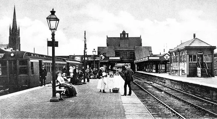 Framed Print : Park Railway Station, Birkenhead early 1900's Framed Print : Park Railway Station, Birkenhead early 1900's