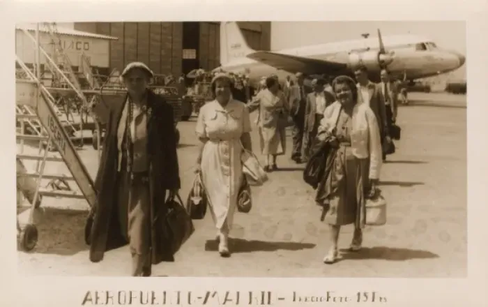 Framed Print : Passengers disembarking at Madrid Airport Framed Print : Passengers disembarking at Madrid Airport