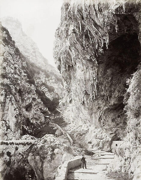 Path to St. Christophes Caves, Amalfi, Italy