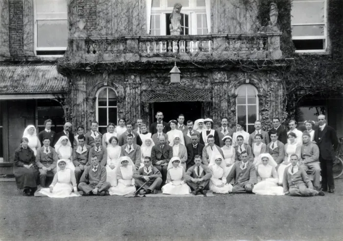 Framed Print : Patients & Staff, Quex Park Framed Print : Patients & Staff, Quex Park