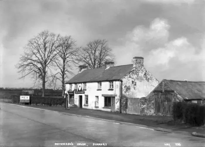 Framed Print : Pattersons House, Dunadry Framed Print : Pattersons House, Dunadry