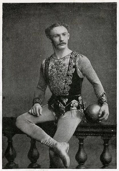 Paul Cinquevalli (1859 1918), German entertainer whose speciality juggling act was popular