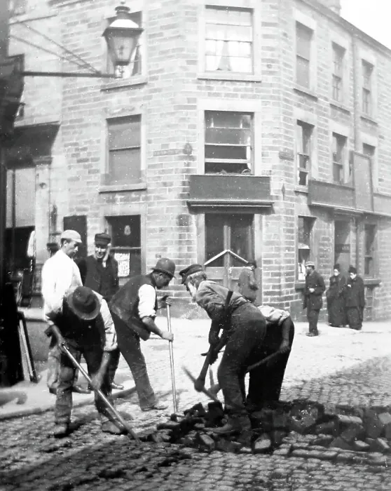 Framed Print : Paving Cheapside, Lancaster, with wooden blocks Framed Print : Paving Cheapside, Lancaster, with wooden blocks
