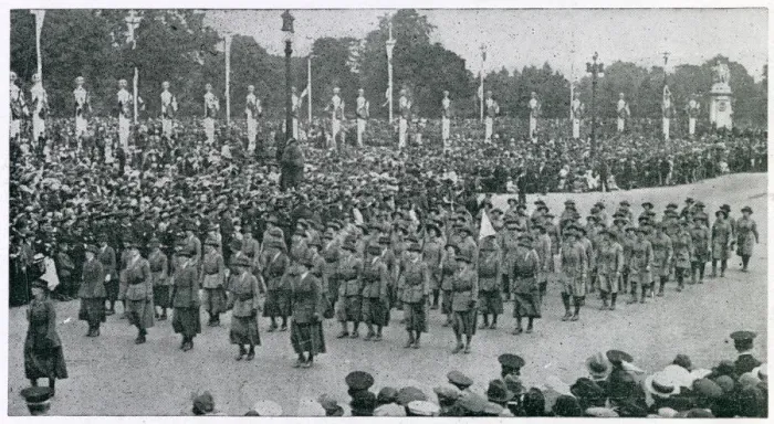 Framed Print : Peace Day Celebrations, to celebrate the end of World War One Framed Print : Peace Day Celebrations, to celebrate the end of World War One