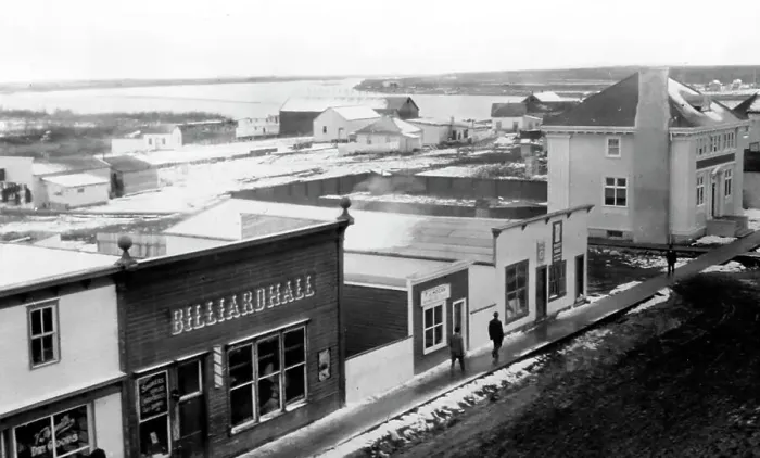 Framed Print : Peace River Landing, Alberta, Canada, early 1900s Framed Print : Peace River Landing, Alberta, Canada, early 1900s