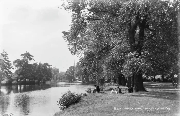 Framed Print : A Peaceful Day at Darley Park Framed Print : A Peaceful Day at Darley Park