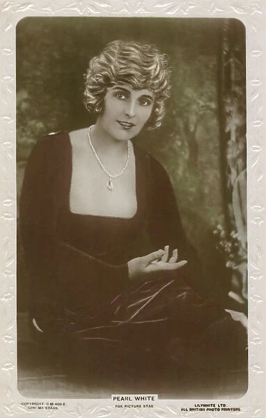 Pearl Fay White - American film actress and stunt star