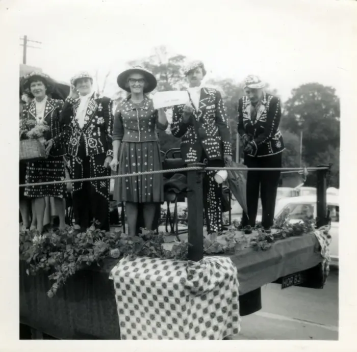 Framed Print : Pearly Kings & Queens in Pageant, Hythe, Hampshire Framed Print : Pearly Kings & Queens in Pageant, Hythe, Hampshire