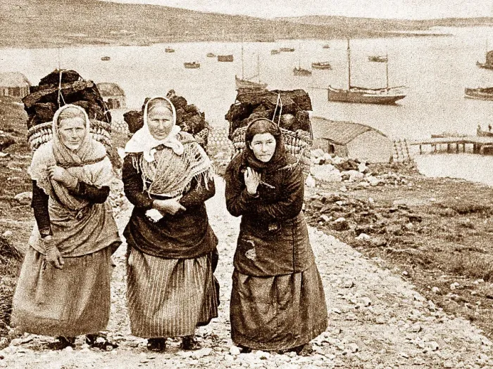 Framed Print : Peat carriers, Ireland Framed Print : Peat carriers, Ireland