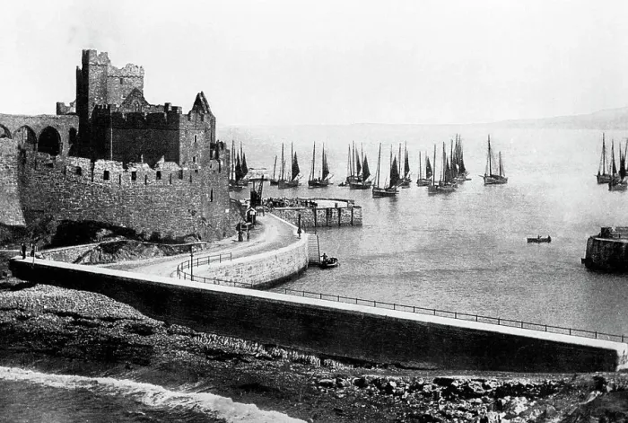 Framed Print : Peel Castle - Isle of Man Framed Print : Peel Castle - Isle of Man
