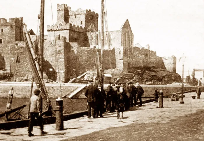 Framed Print : Peel Castle, Isle of Man - Victorian period Framed Print : Peel Castle, Isle of Man - Victorian period
