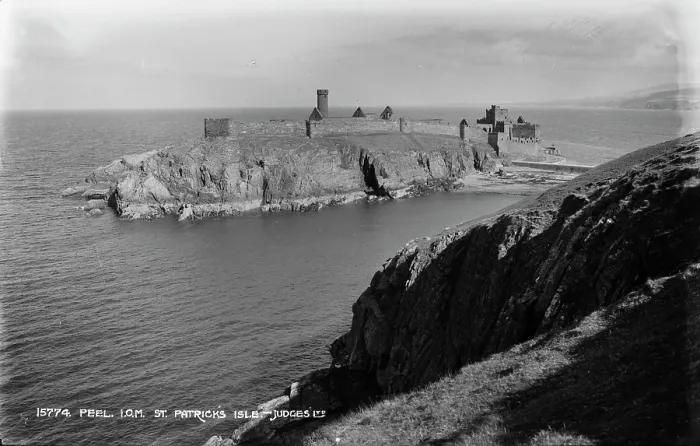 Framed Print : Peel Castle on St. Patrick's Isle Framed Print : Peel Castle on St. Patrick's Isle