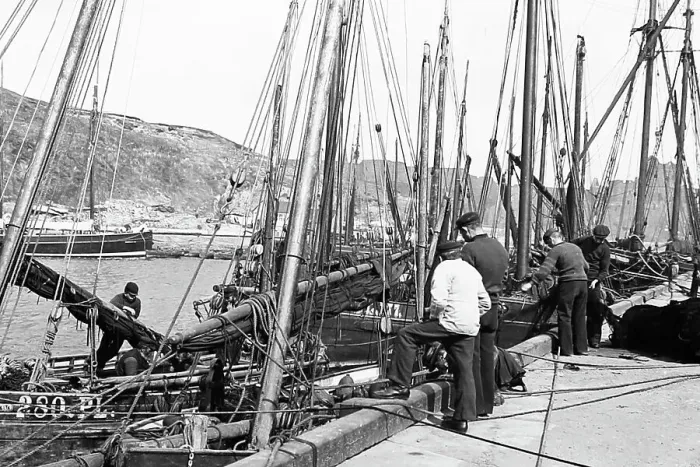 Framed Print : Peel Harbour, Isle of Man, Victorian period Framed Print : Peel Harbour, Isle of Man, Victorian period