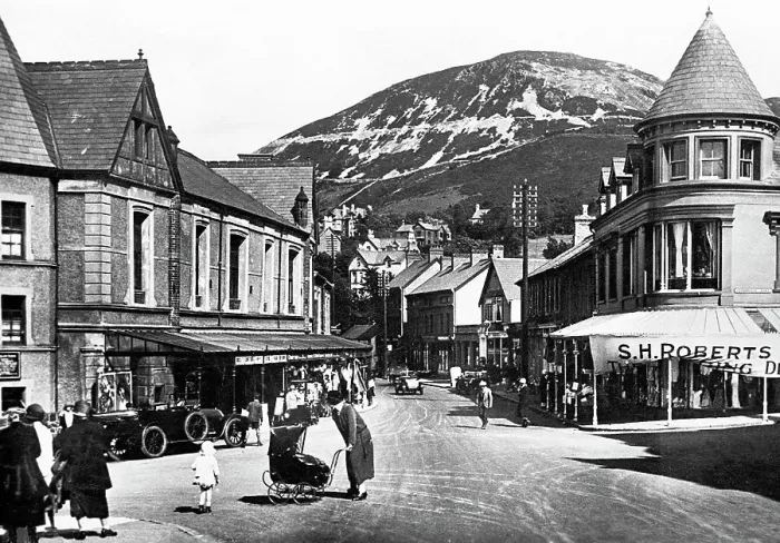 Framed Print : Penmaenmawr Pant-yr-Afon probably 1920s Framed Print : Penmaenmawr Pant-yr-Afon probably 1920s