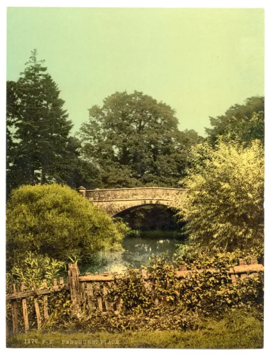 Framed Print : Penshurst Bridge, Tunbridge Wells, England Framed Print : Penshurst Bridge, Tunbridge Wells, England