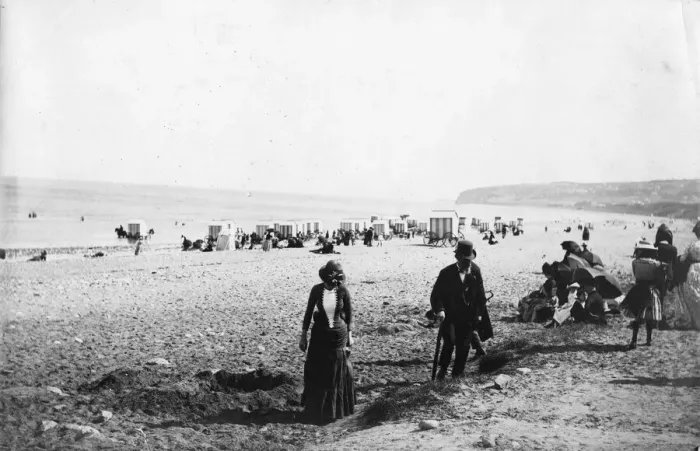 Framed Print : People on the beach at Colwyn Bay, North Wales Framed Print : People on the beach at Colwyn Bay, North Wales