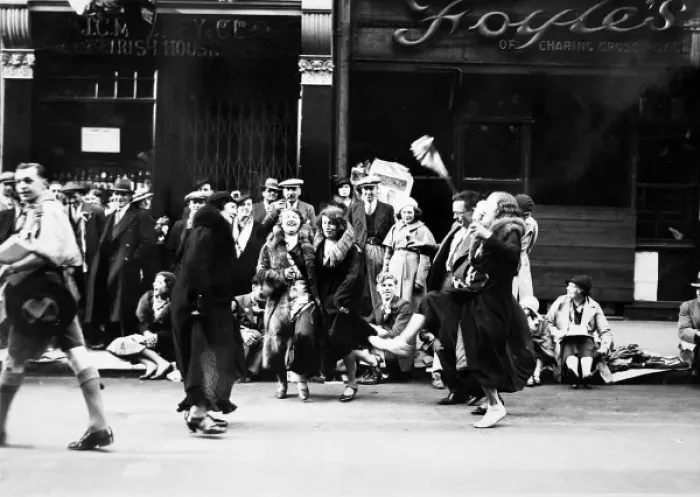 Framed Print : People Dancing in Charing Cross Road, 1935 Framed Print : People Dancing in Charing Cross Road, 1935
