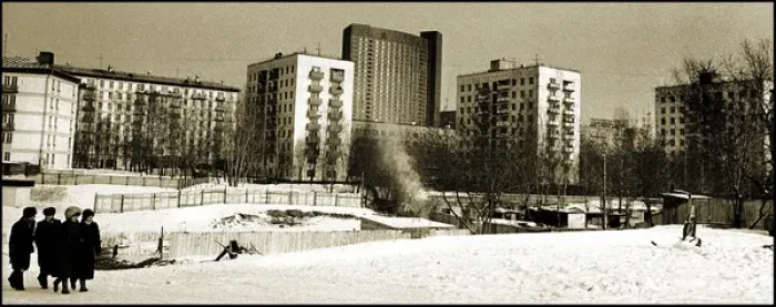 Framed Print : People walking in a Moscow suburb Framed Print : People walking in a Moscow suburb