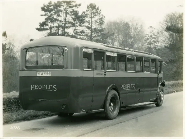 Framed Print : Peoples private coach, 26 seater Thornycroft coach Framed Print : Peoples private coach, 26 seater Thornycroft coach