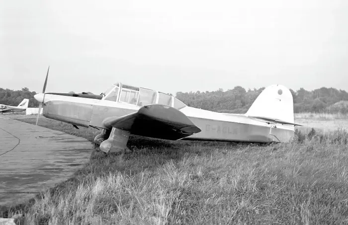 Framed Print : Percival P.40 Prentice T.1 G-ADLK Framed Print : Percival P.40 Prentice T.1 G-ADLK