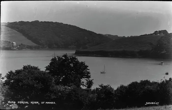 Framed Print : Percuil River, St Mawes Framed Print : Percuil River, St Mawes