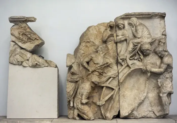 Framed Print : Pergamon Altar. Telephos Frieze. Detail Framed Print : Pergamon Altar. Telephos Frieze. Detail