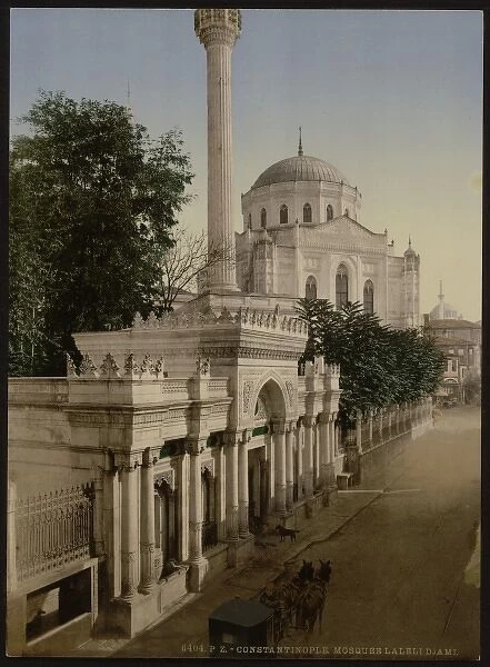 Pertevniyal Valide Sultan Camii, Aksaray, Constantinople, Tu