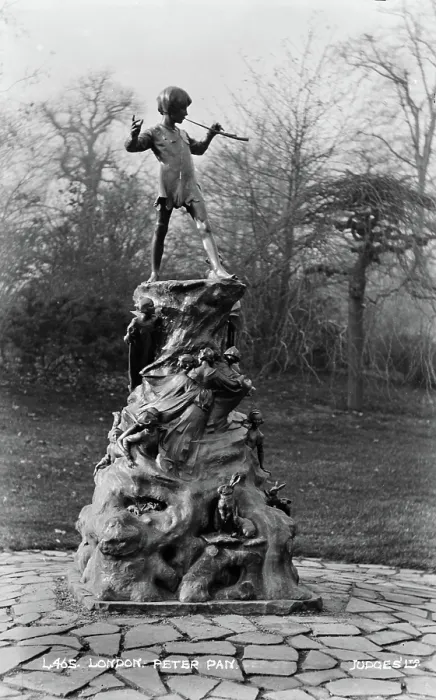 Framed Print : Peter Pan Statue in London Framed Print : Peter Pan Statue in London