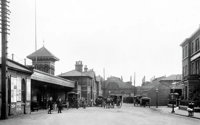 Framed Print : Peterborough Station Road early 1900s Framed Print : Peterborough Station Road early 1900s