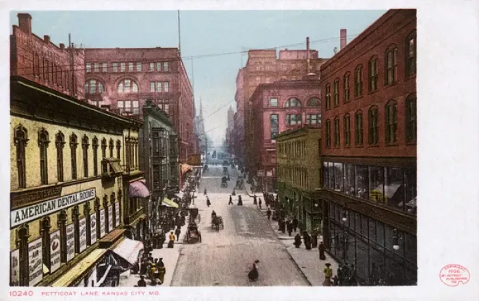 Framed Print : Petticoat Lane, Kansas City, Missouri, USA Framed Print : Petticoat Lane, Kansas City, Missouri, USA