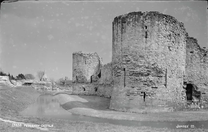 Framed Print : Peversey Castle Ruins Framed Print : Peversey Castle Ruins