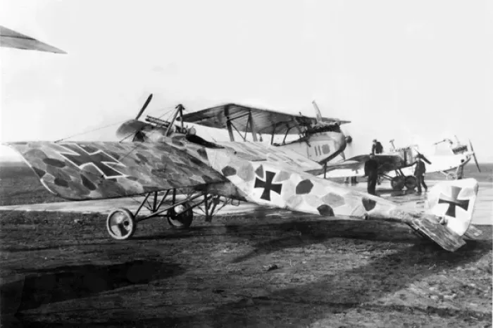 Framed Print : Pfalz E VI single seat scout in lozenge livery Framed Print : Pfalz E VI single seat scout in lozenge livery