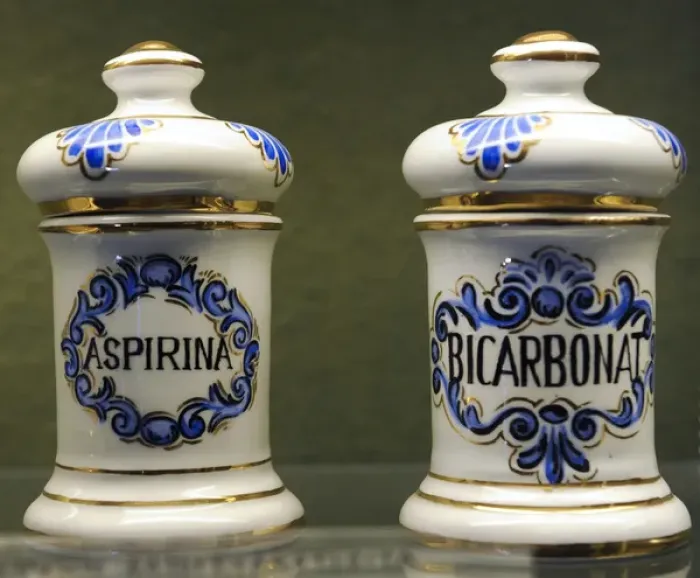 Framed Print : Pharmaceutical jars for storing Aspirina and Bicarbonat Framed Print : Pharmaceutical jars for storing Aspirina and Bicarbonat