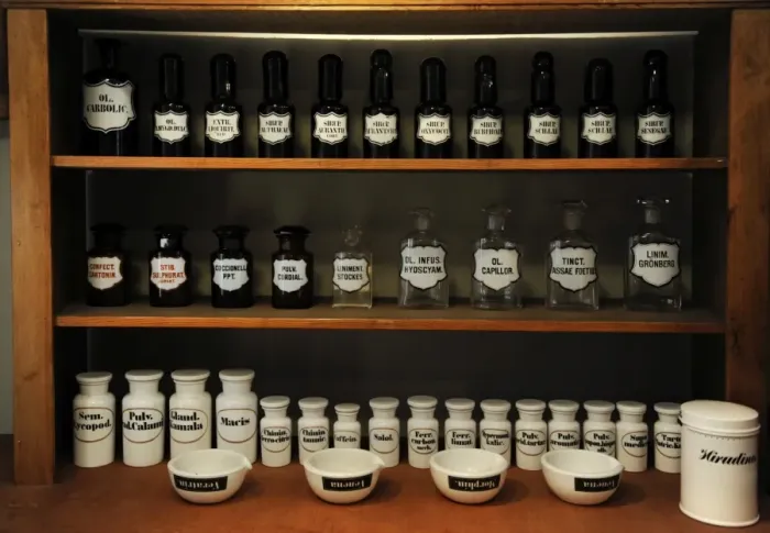 Framed Print : Pharmacy jars (glass and ceramic) and mortars. Museum of Pha Framed Print : Pharmacy jars (glass and ceramic) and mortars. Museum of Pha