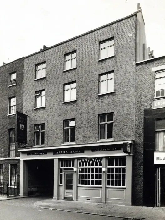 Framed Print : Photograph of Adams Arms, Fitzroy Square, London Framed Print : Photograph of Adams Arms, Fitzroy Square, London