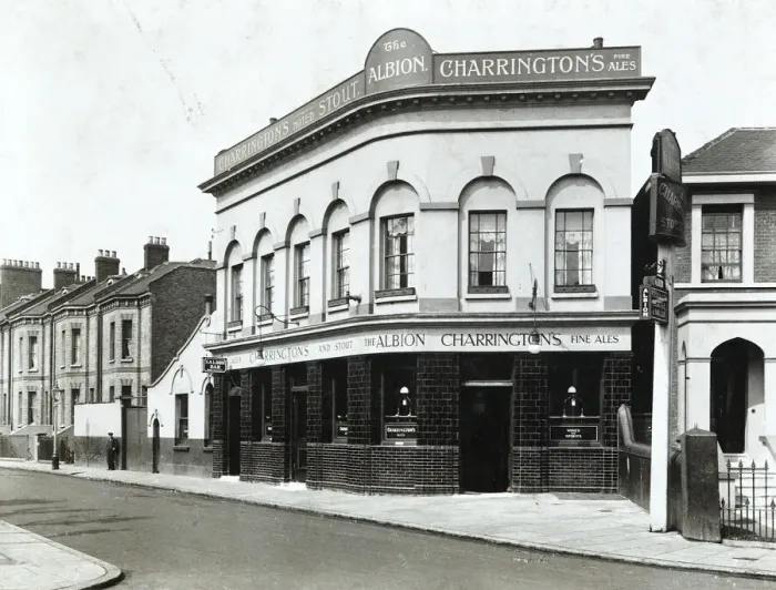 Framed Print : Photograph of Albion PH, Peckham, London Framed Print : Photograph of Albion PH, Peckham, London