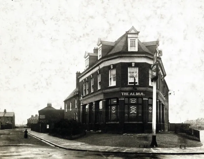 Framed Print : Photograph of Alma PH, Ponders End, Greater London Framed Print : Photograph of Alma PH, Ponders End, Greater London