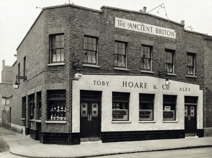 Framed Print : Photograph of Ancient Briton PH, Bow, London Framed Print : Photograph of Ancient Briton PH, Bow, London