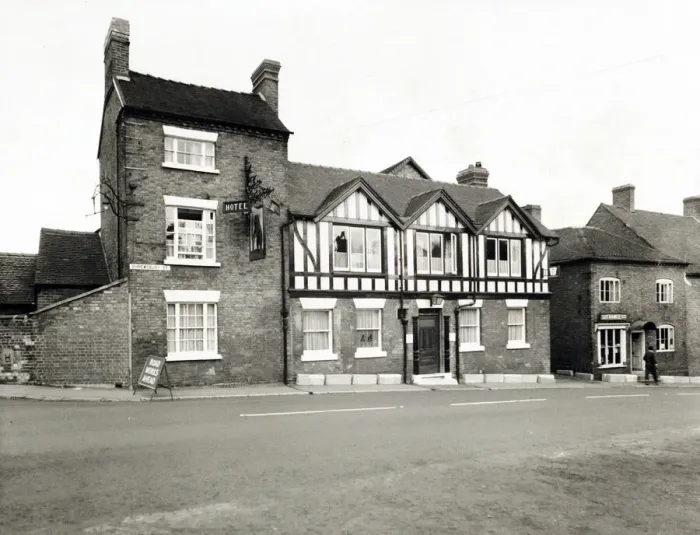 Framed Print : Photograph of Bear Hotel, Hodnet, Shropshire Framed Print : Photograph of Bear Hotel, Hodnet, Shropshire