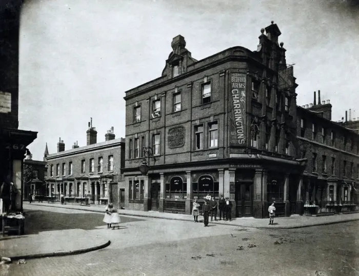 Framed Print : Photograph of Bedford Arms, Walworth, London Framed Print : Photograph of Bedford Arms, Walworth, London
