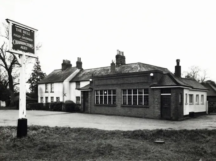 Framed Print : Photograph of Bell PH, Tadworth, Surrey Framed Print : Photograph of Bell PH, Tadworth, Surrey