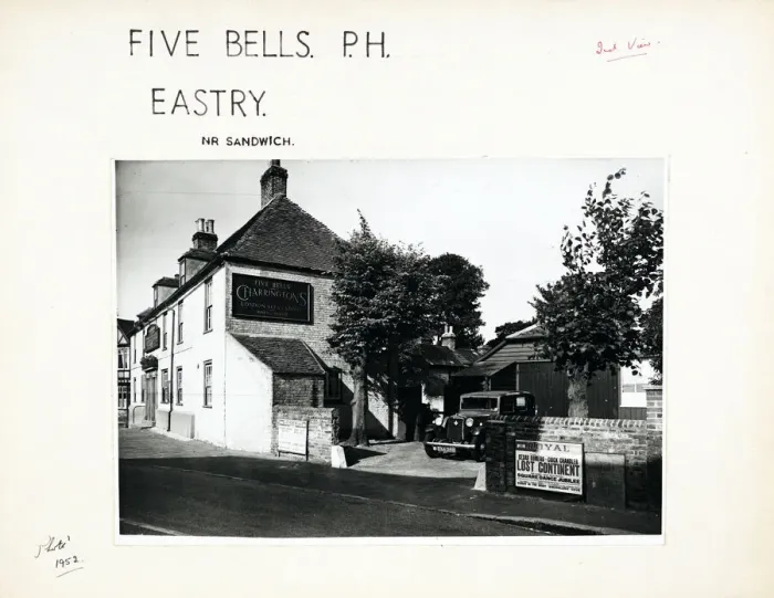 Framed Print : Photograph of Five Bells PH, Eastry, Kent Framed Print : Photograph of Five Bells PH, Eastry, Kent