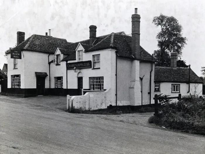 Framed Print : Photograph of Black Bull PH, Fyfield, Essex Framed Print : Photograph of Black Bull PH, Fyfield, Essex
